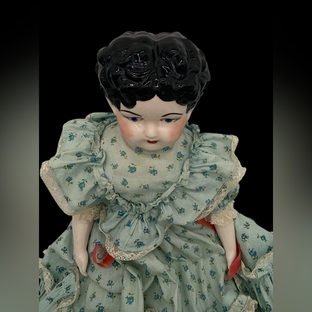 Antique German Porcelain Doll with Floral Dress -21.5” - Picture 5 of 10